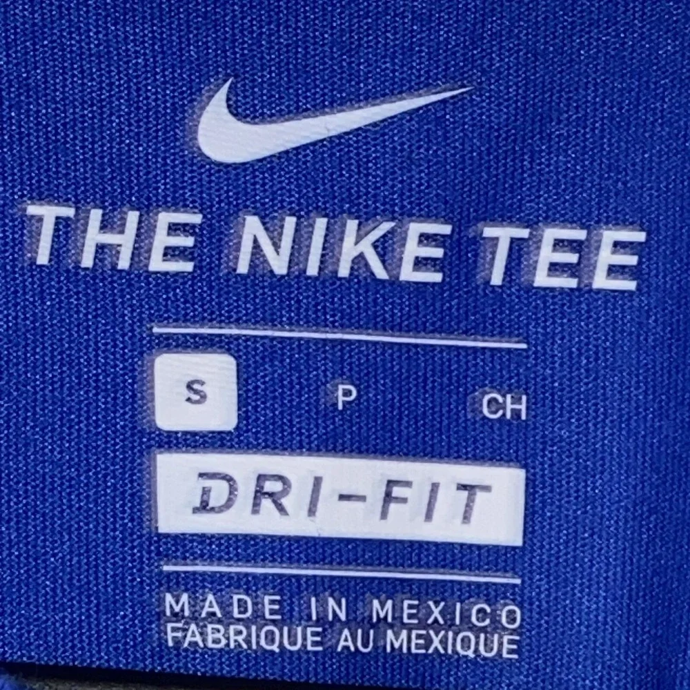 UK Kentucky Wildcats Nike Big Blue Nation Tee Mens‎ S Dri Fit Lightweight Soft